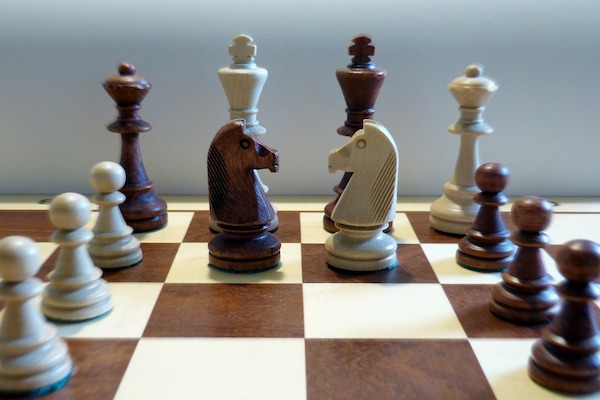 Learn to play chess: From a Beginner to a Chess Master, Online Training